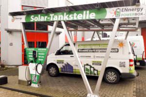 Firmengebäude versorgt sich selbst mit Solarstrom